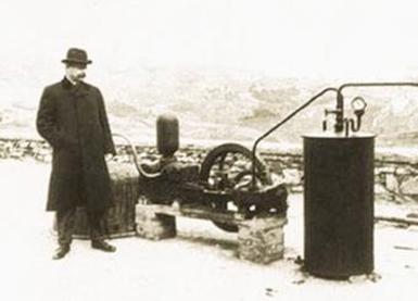 1904年ラルデレロでの世界初の地熱発電